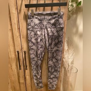 Snakeskin Activewear Leggings